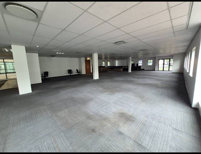 567M² OFFICE TO LET IN RIVONIA